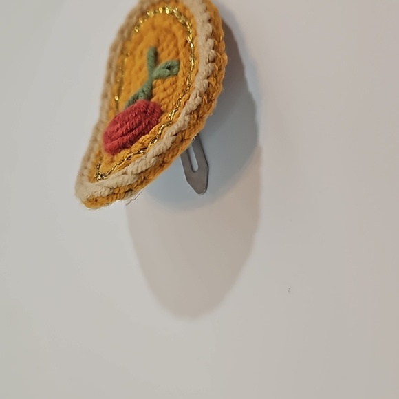 Hand Crafted Hand Knit Crochet  Hair Clip Red Rose embroidered Snap Clip 2.5" - Picture 9 of 17
